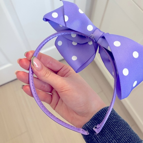 Girls big purple bow polka dot headband - Picture 3 of 3